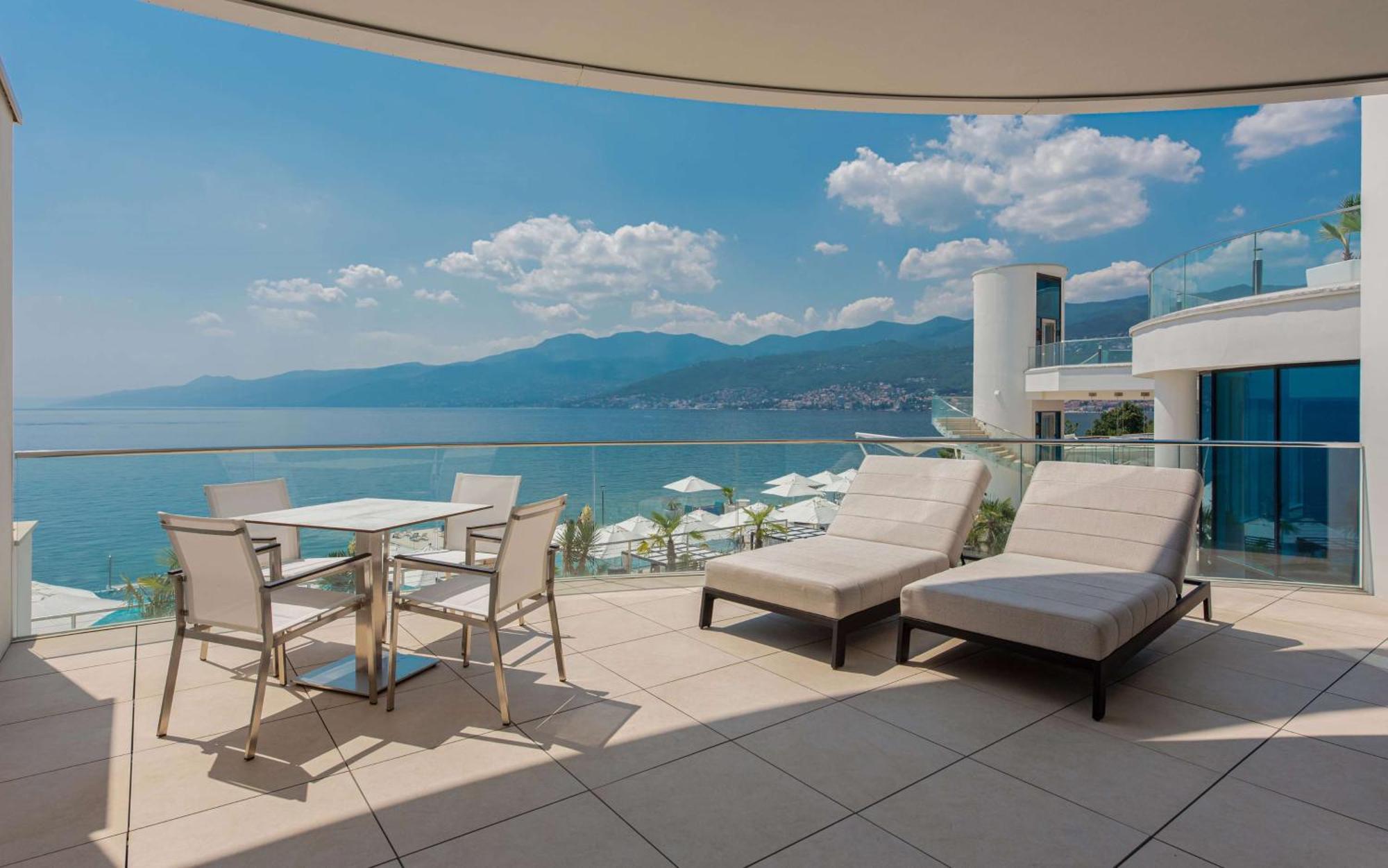 Hilton Rijeka Costabella Beach Resort And Spa Eksteriør billede View from the hotel