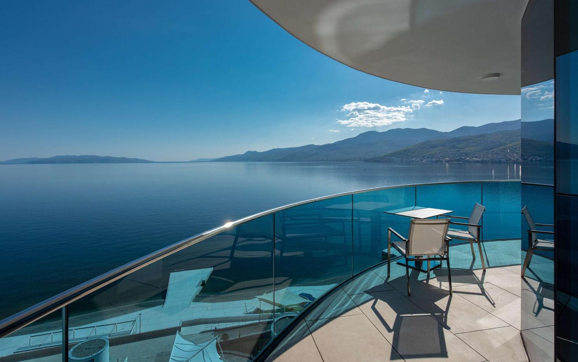 Hilton Rijeka Costabella Beach Resort And Spa Eksteriør billede View from the balcony of a suite